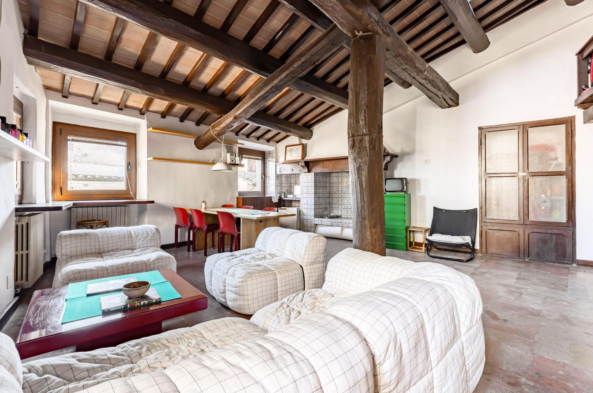 Historic Perugia Apartment With Rooftop Views Buitenkant foto